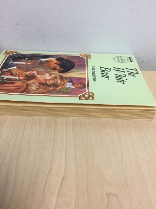 THE WHITE BEAR - GAIL TRENTON